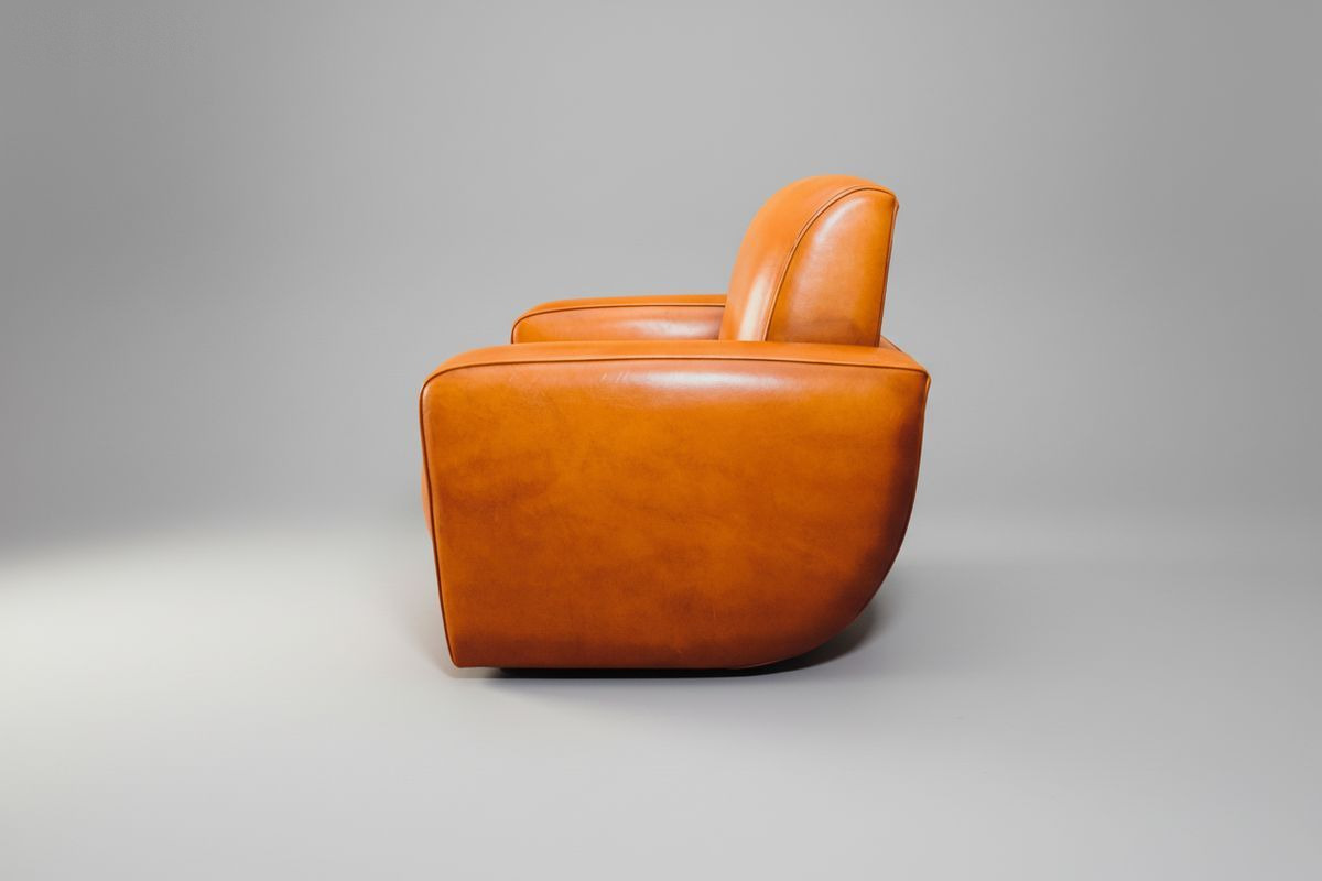 Fauteuil club cuir fauve haut dossier – Caloundra