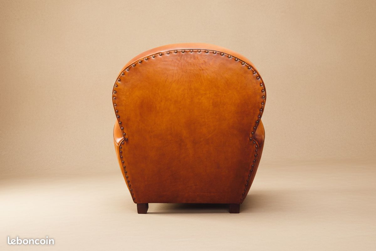 Fauteuil club cuir miel pieds hêtre apparents – Brisbane